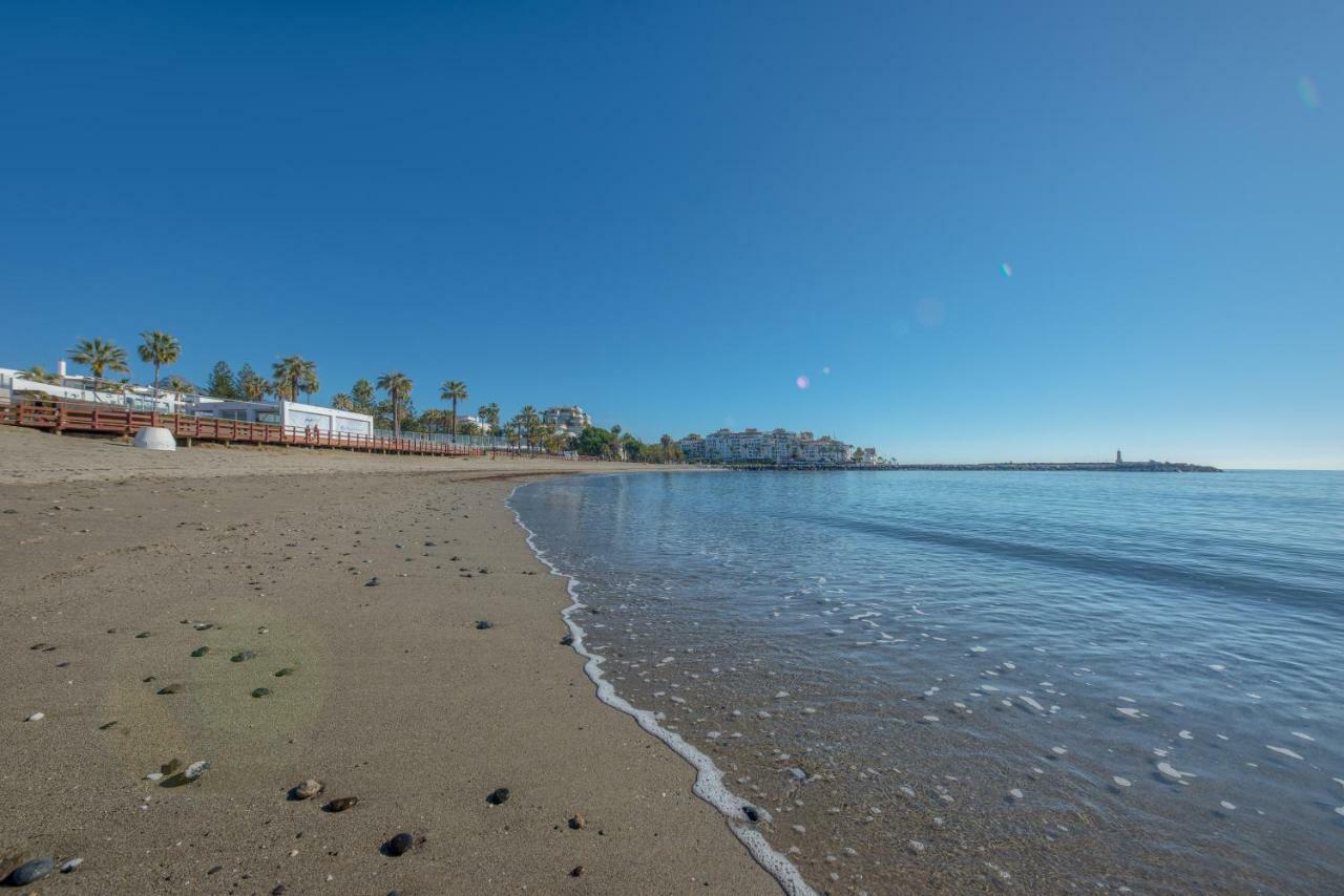 Jardines Del Puerto Apartment Marbella Exterior photo