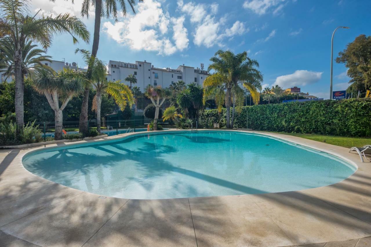 Jardines Del Puerto Apartment Marbella Exterior photo